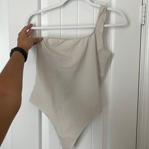 Aritzia TNA 90’s Laguna Bodysuit